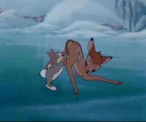 puzzel Bambi en Stampertje op het ijs meer