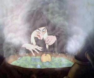 puzzel De heks doen de betovering met de apple aan Sneeuwwitje