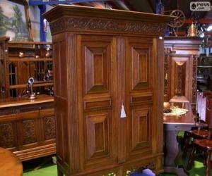 puzzel Kledingkast gegoten antieke of rustieke stijl