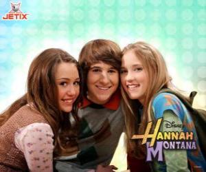 puzzel Miley Stewart / Hannah Montana (Miley Cyrus) met zijn vrienden, Oliver Oken (Mitchel Musso) en Lilly Truscott (Emily Osment)