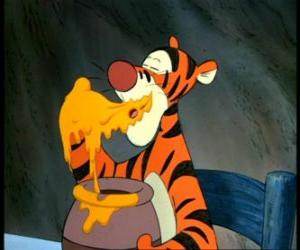 puzzel Tigger eten van honing in de tabel