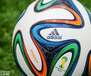puzzel Adidas Brazuca, de officiële bal voor de Wereldkampioenschap voetbal 2014 in Brazilië