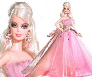 puzzel Barbie in een roze jurk