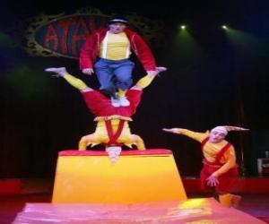 puzzel Clowns acrobaten