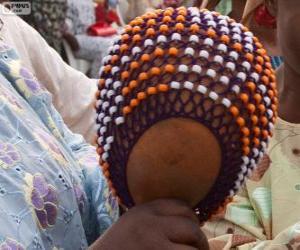 puzzel Een shekere  is een Afrikaanse percussie-instrument