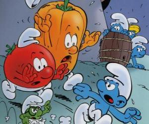 puzzel Een Smurf wordt nagestreefd door een tomaat en paprika