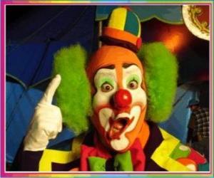 puzzel Gezicht van clown met pruik, hoed en groten neus en mond