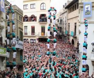 puzzel Historische, menselijke toren, 'castell', twee personen voor acht niveaus, opgeworpen en ontslagen door Castellers de Vilafranca de 01 november 2010