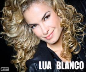 puzzel Lua Blanco, is een actrice en Braziliaans zangeres