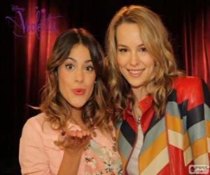 puzzel Martina Stoessel en Bridgit Mendler