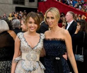 puzzel Miley Cyrus en haar moeder Tish Cyrus