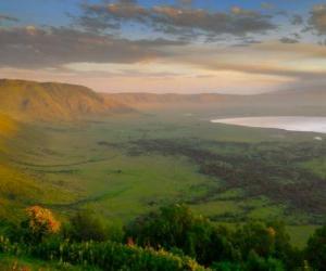 puzzel Ngorongoro Crater, Ngorongoro Conservation Area, Tanzania