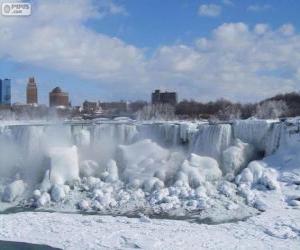 puzzel Niagara Falls bevroren in polaire vortex
