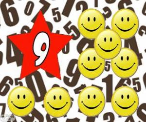 puzzel Nummer 9 in een ster met negen lacht of glimlacht