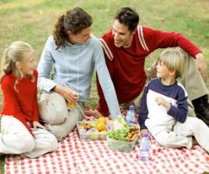 puzzel Picknick op het platteland aan de natuur en genieten van het eten