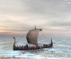 Tekening van drakkar of viking schip met al de roeiers in actie en de gezwollen zeilen met de wind