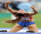 Yelena Isinbayeva vieren een goede sprong