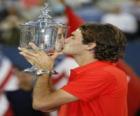 Roger Federer whit een trofee