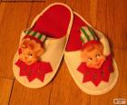 Slippers voor Kerstmis met het gezicht van een Elf