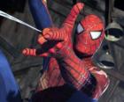 Gezicht Spider-Man met het masker en speciale kleding
