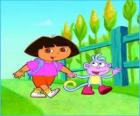 Dora, de ontdekkingsreiziger meisje, naast het aapje Boots verkennen