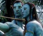 Na'vi avatar von Jake en Neytiri klaar om een pijl te starten