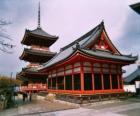 Japanse tempel in Kiyomizu-dera, in de oude stad van Kyoto, Japan