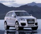 Audi Q7 2007 is de grootste van het Duitse merk SUV en haar eerste versie
