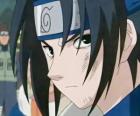 De ninja Sasuke Uchiha van de beroemde Uchiha Clan maakt deel uit van groep 7