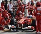 Fernando Alonso in de pits - Ferrari - Monza 2010