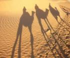 De drie Wijzen rijden kamelen op weg naar Bethlehem