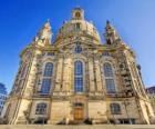 De Kerk van Onze Lieve Vrouw is een barokke lutherse kerk en een symbool van verzoening, de Frauenkirche in Dresden, Duitsland