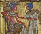 Farao gezeten op zijn troon met een scepter nejej, in de vorm van een zweep in zijn hand