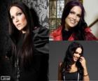 Tarja Turunen is een sopraan, componist en pianist, Fins