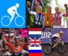 Vrouwen Wegwedstrijd podium, Marianne Vos (Nederland) Elizabeth Armitstead (Verenigd Koninkrijk) en Olga Zabelinskaya (Rusland) - Londen 2012-