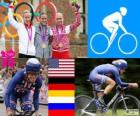 Vrouwen tijd proces fietsen podium, Kristin Armstrong (Verenigde Staten), Judith Arndt (Duitsland) en Olga Zabelinskaya (Rusland) - Londen 2012-