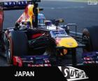 Sebastian Vettel viert zijn overwinning in de Grand Prix van Japan 2013
