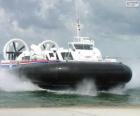 Hovercraft, luchtkussenvoertuig, een voertuig kan reizen over land, over water, modder of ijs