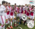 Ajax Amsterdam, de kampioen van de Nederlandse voetbalcompetitie Eredivisie 2013-2014