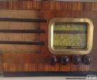 Oude radio momenteel gebruikt als decoratie