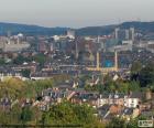 Sheffield is een plaats (city) in de County van Zuid-Yorkshire, Engeland