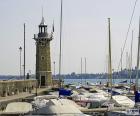 Vuurtoren in Desenzano del Garda, Italië