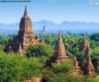 Het archeologische gebied van Bagan, gelegen aan de oevers van de rivier de Irrawaddy, is gekenmerkt door meer dan 2000 tempels, pagodes, religieuze structuren, Myanmar