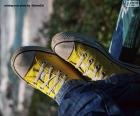 Gele sneakers