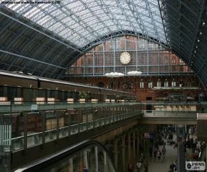 puzzel St Pancras railway station, Londen