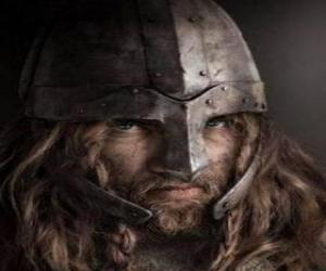 puzzel Viking gezicht met snor en baard en een helm