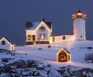 puzzel Vuurtoren en de vuurtoren keeper's huis met kerstversiering