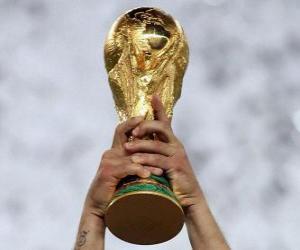 puzzel World Cup Trophy
